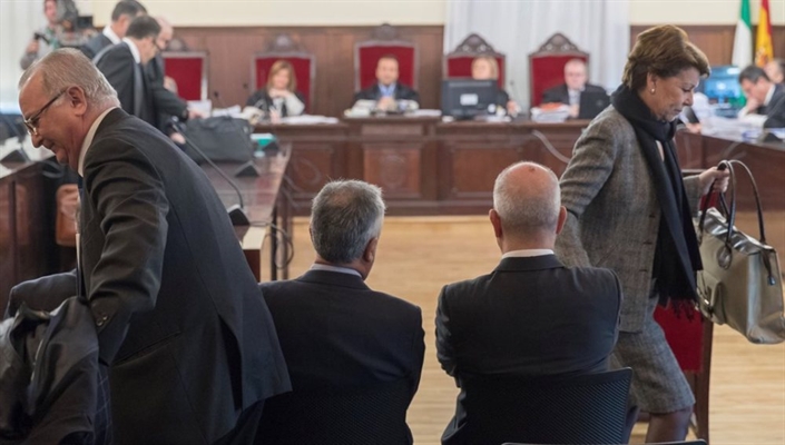 PREGUNTAS DE MANOS LIMPIAS A LOS PERITOS EN EL CASO ERE