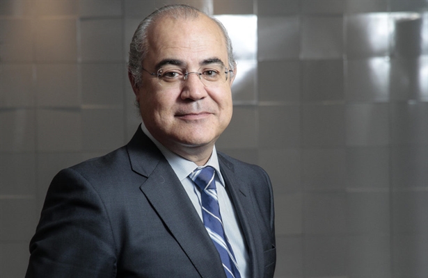 LA DOBLE VARA DE MEDIR DEL DERECHO AL AMPARO