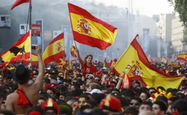ES HORA DE QUE LOS ESPAÑOLES DECENTES DESPIERTEN